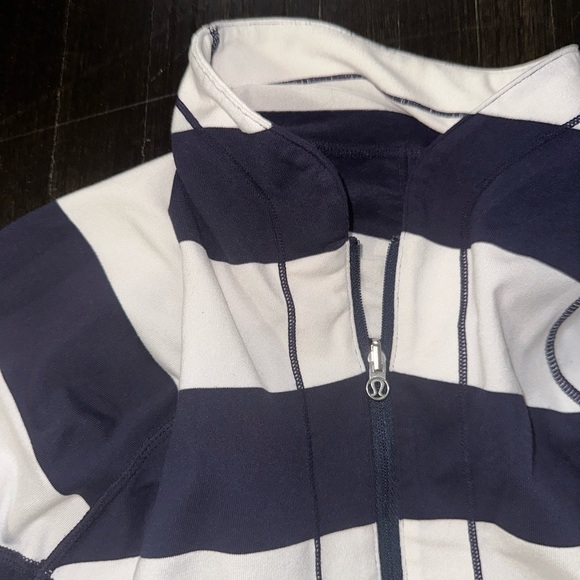 Lululemon Quarter Zip - Picture 2 of 6